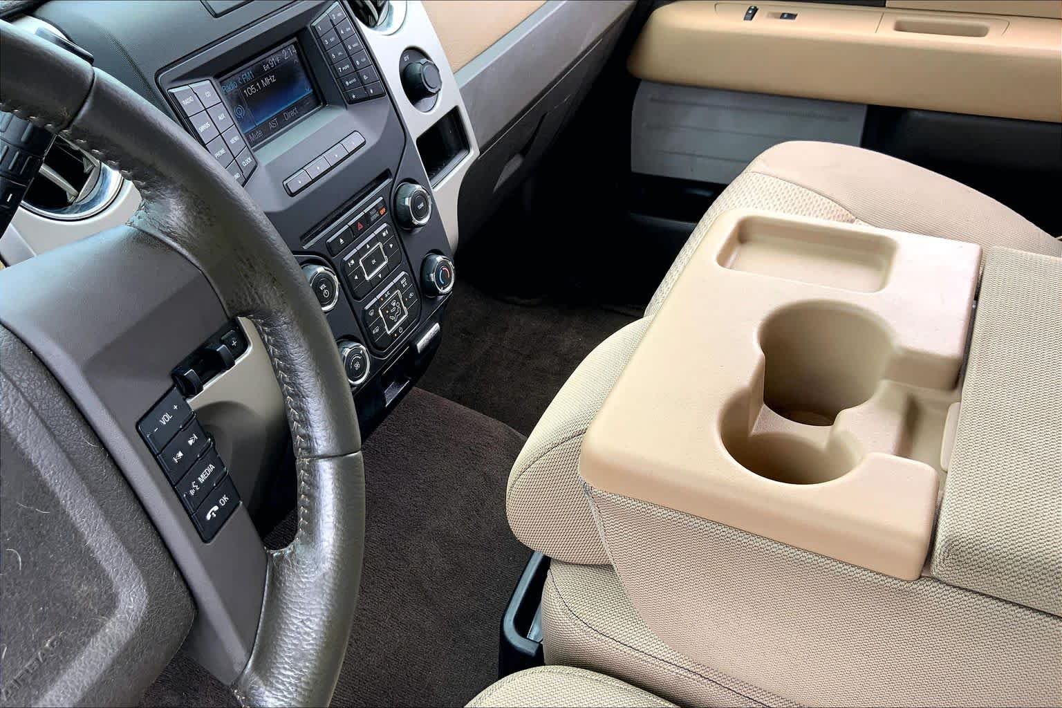 Used 2013 Tuxedo Black Metallic Ford XLT image 16