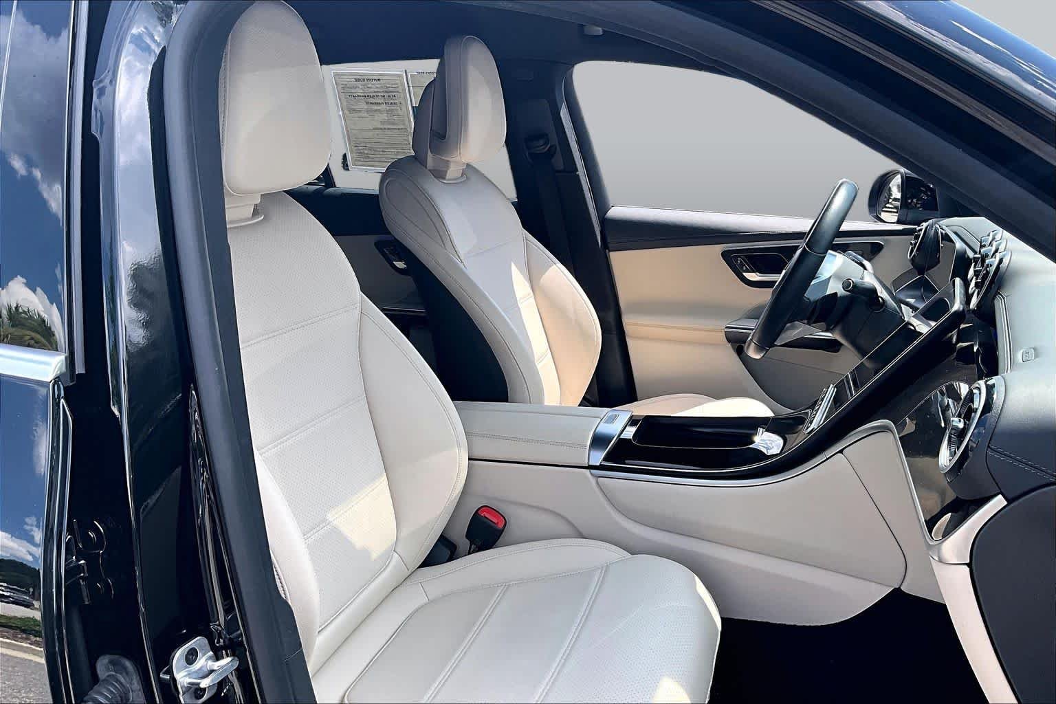 2024 Mercedes-Benz GLC 7