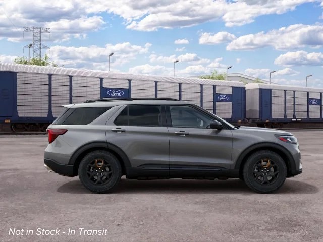 New 2027 Carbonized Gray Metallic Ford Tremor image 5