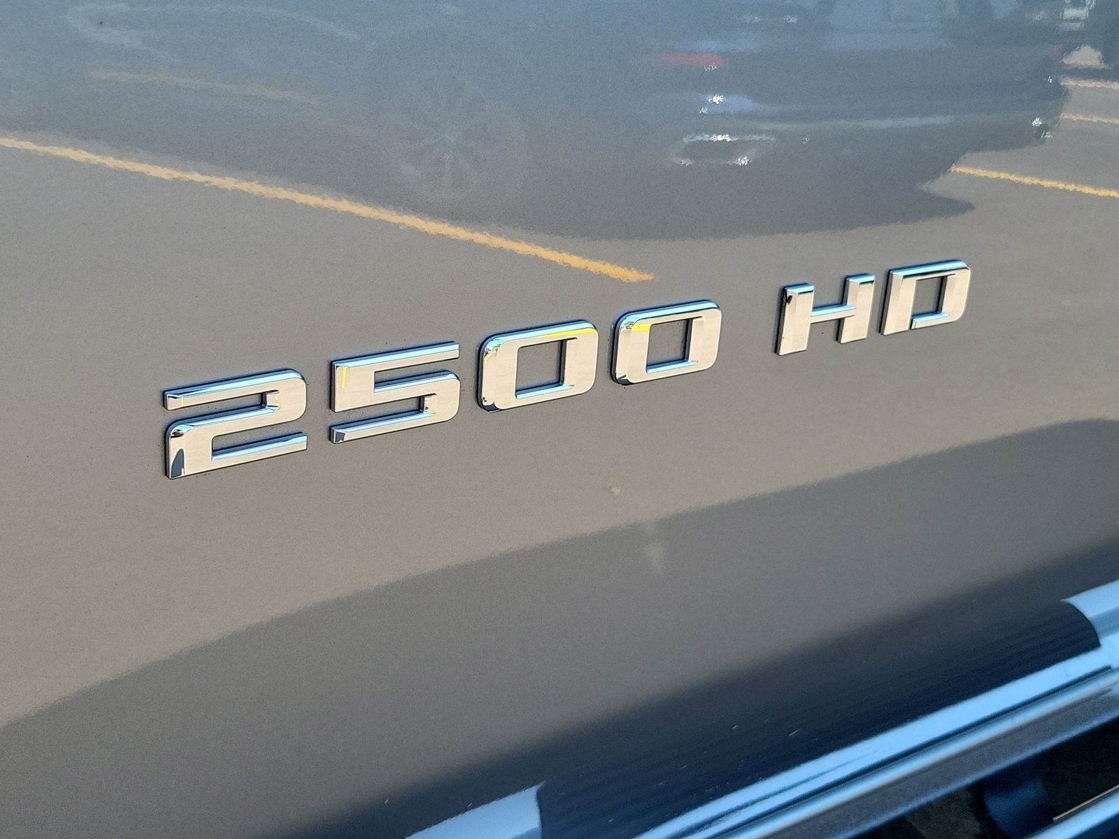 Used 2025 Gray Chevrolet LT image 9