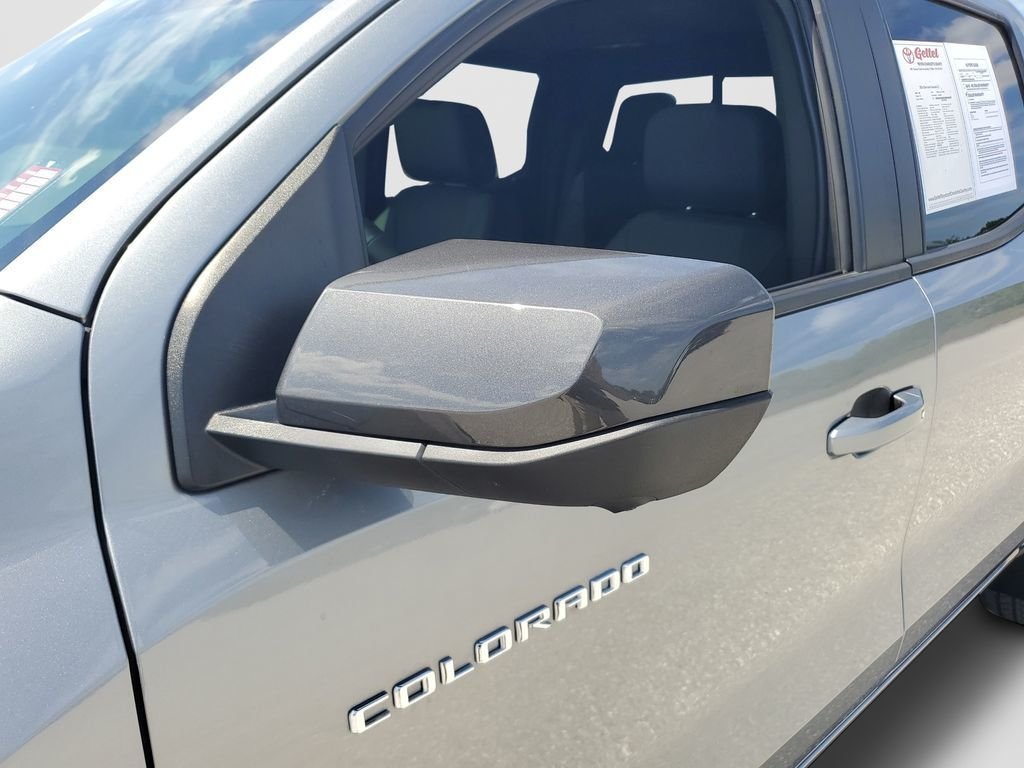 Used 2024 Gray Chevrolet LT image 33