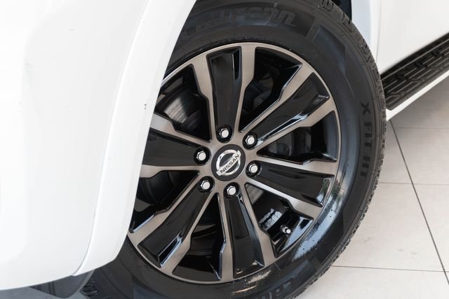 Used 2019 White Nissan Platinum image 2