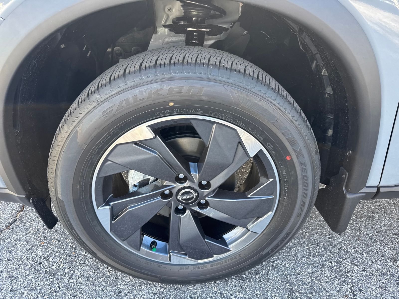 New 2026 Nissan Rogue SV 4D Sport Utility