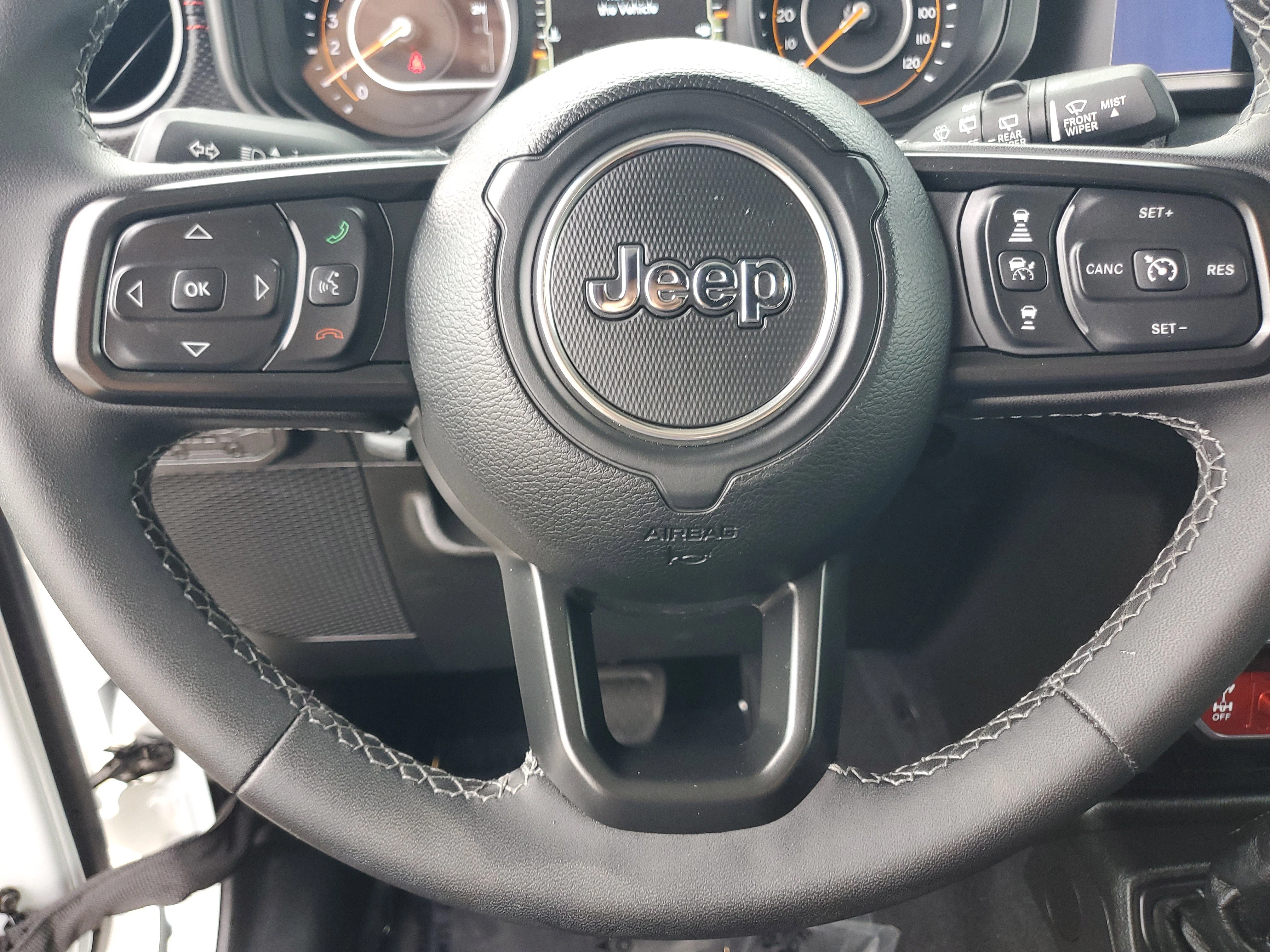 Certified Used 2026 White/off-white Jeep Rubicon image 24