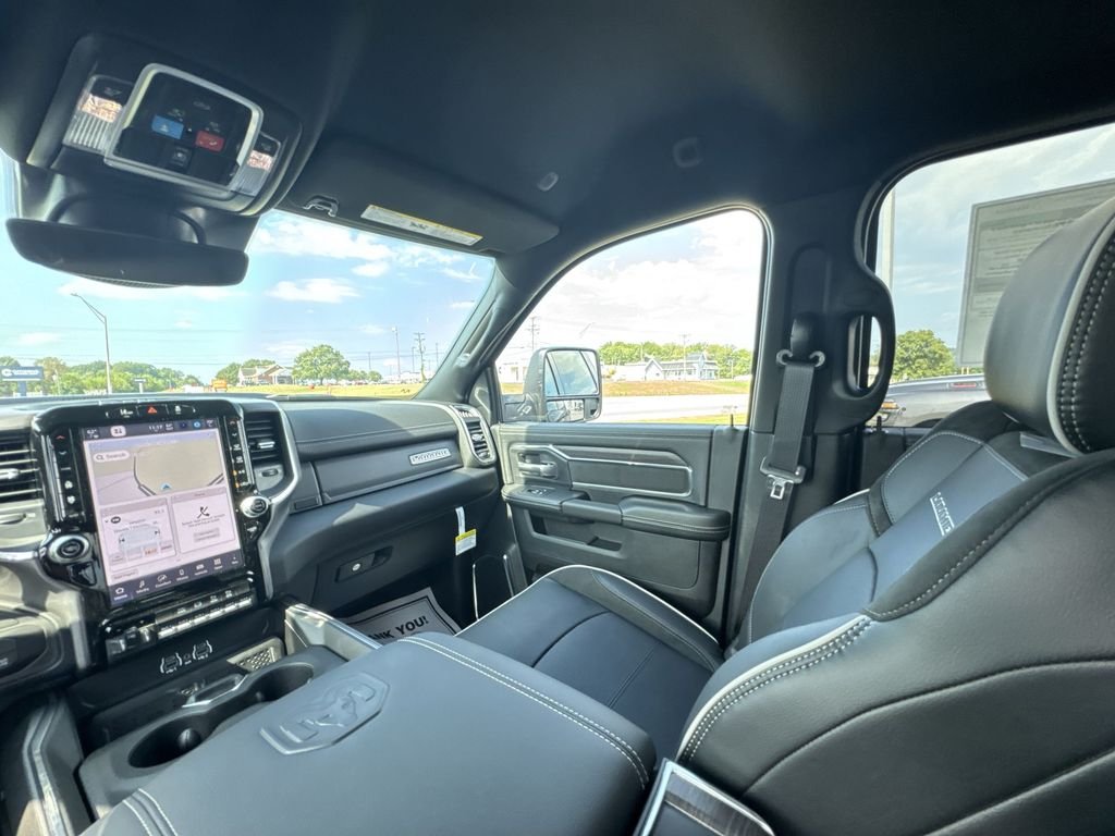 2026 RAM 2500 Laramie - Photo 15