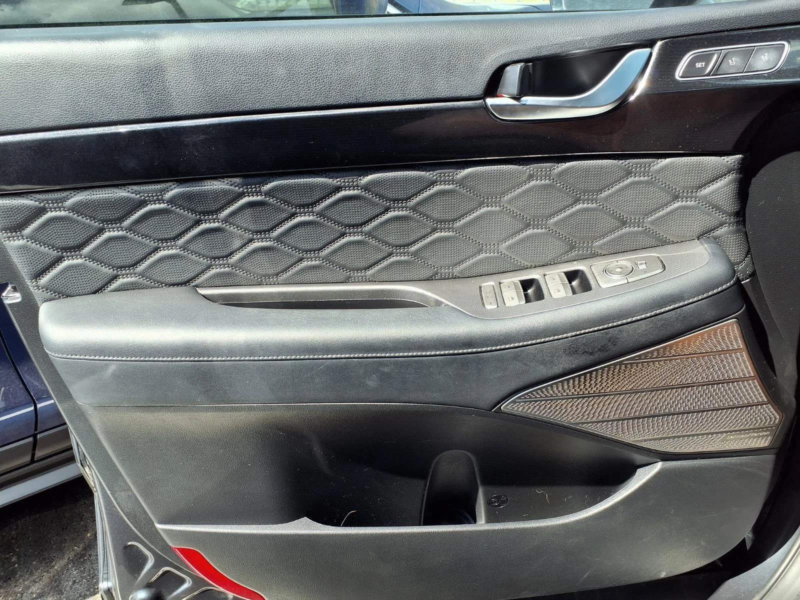 Used 2020 Steel Graphite Hyundai Limited image 17