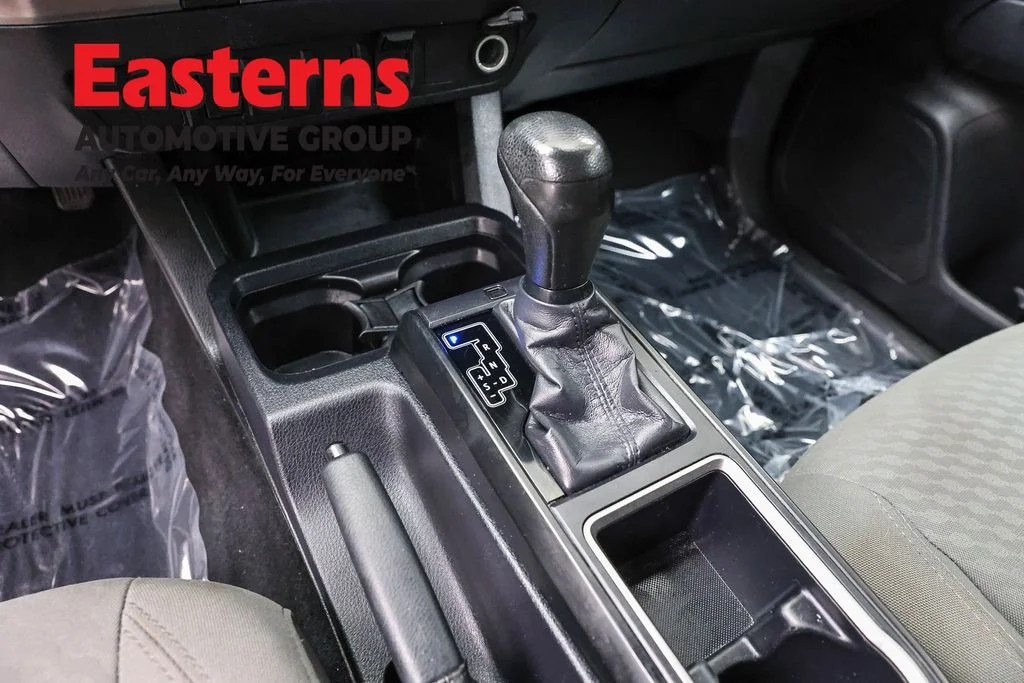 Used 2020 White Toyota SR image 12