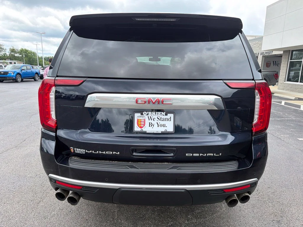 Used 2022 Midnight Blue Metallic GMC Denali image 4