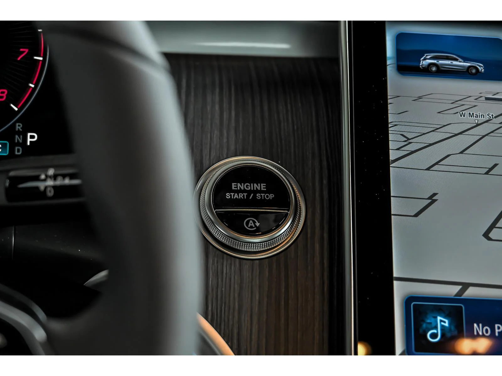 New 2026 Black Mercedes-Benz GLC 300 4MATIC® image 13