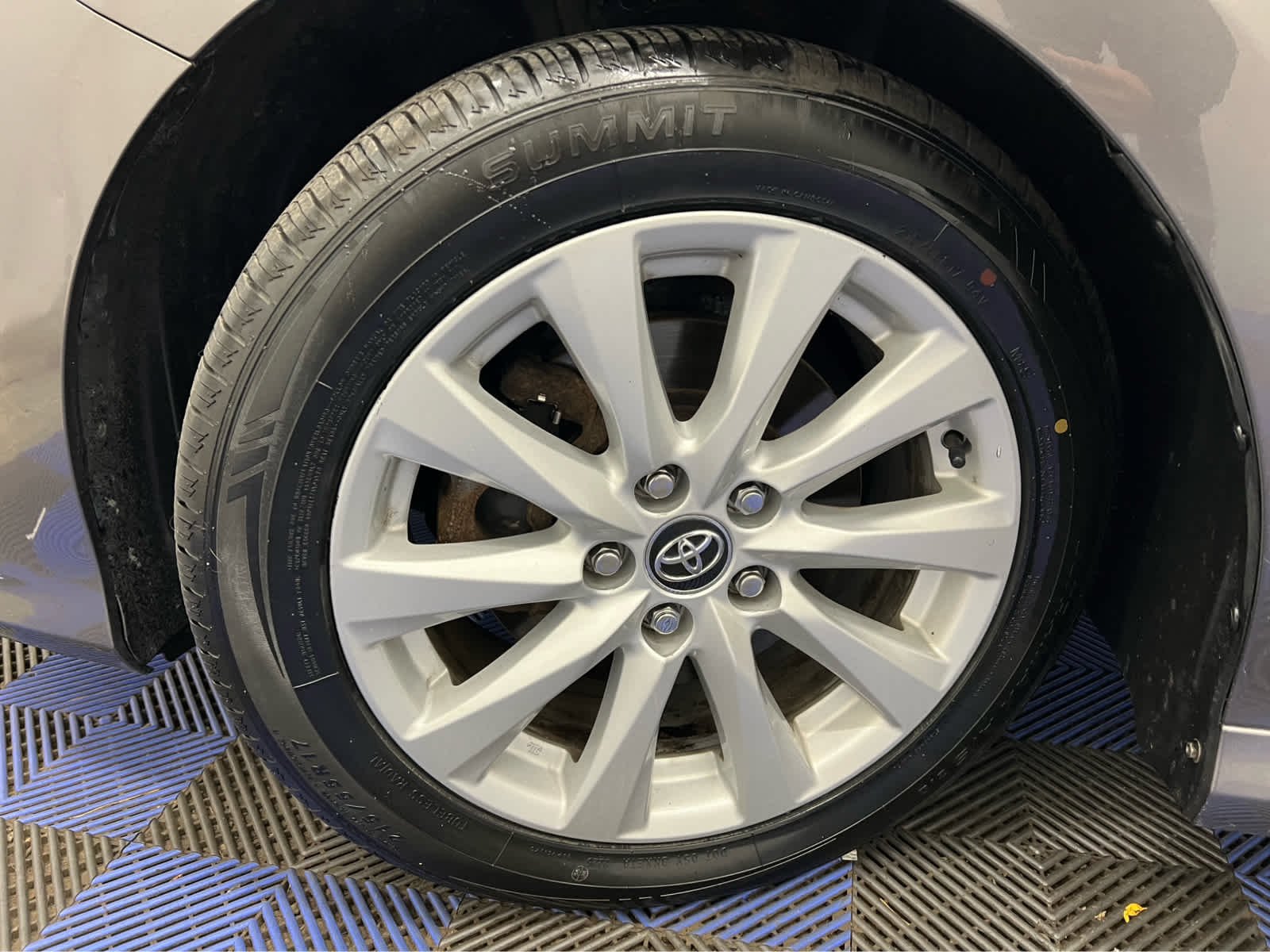 Used 2020 Predawn Gray Mica Toyota LE image 4