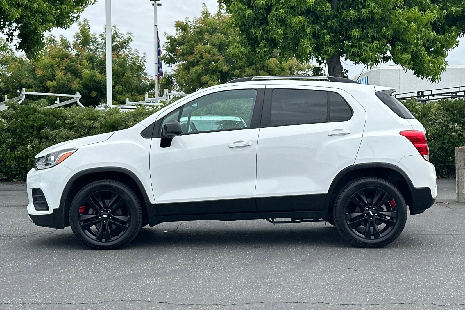 Used 2020 Summit White Chevrolet LT image 7