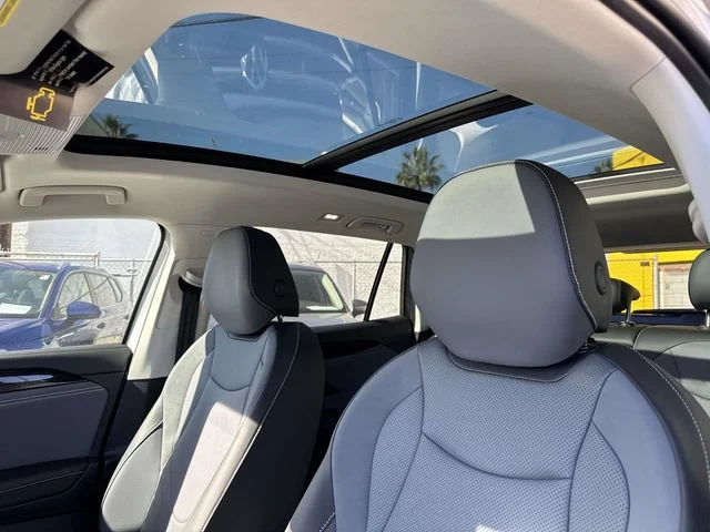 New 2026 Silver Volkswagen 2.0T SE image 15