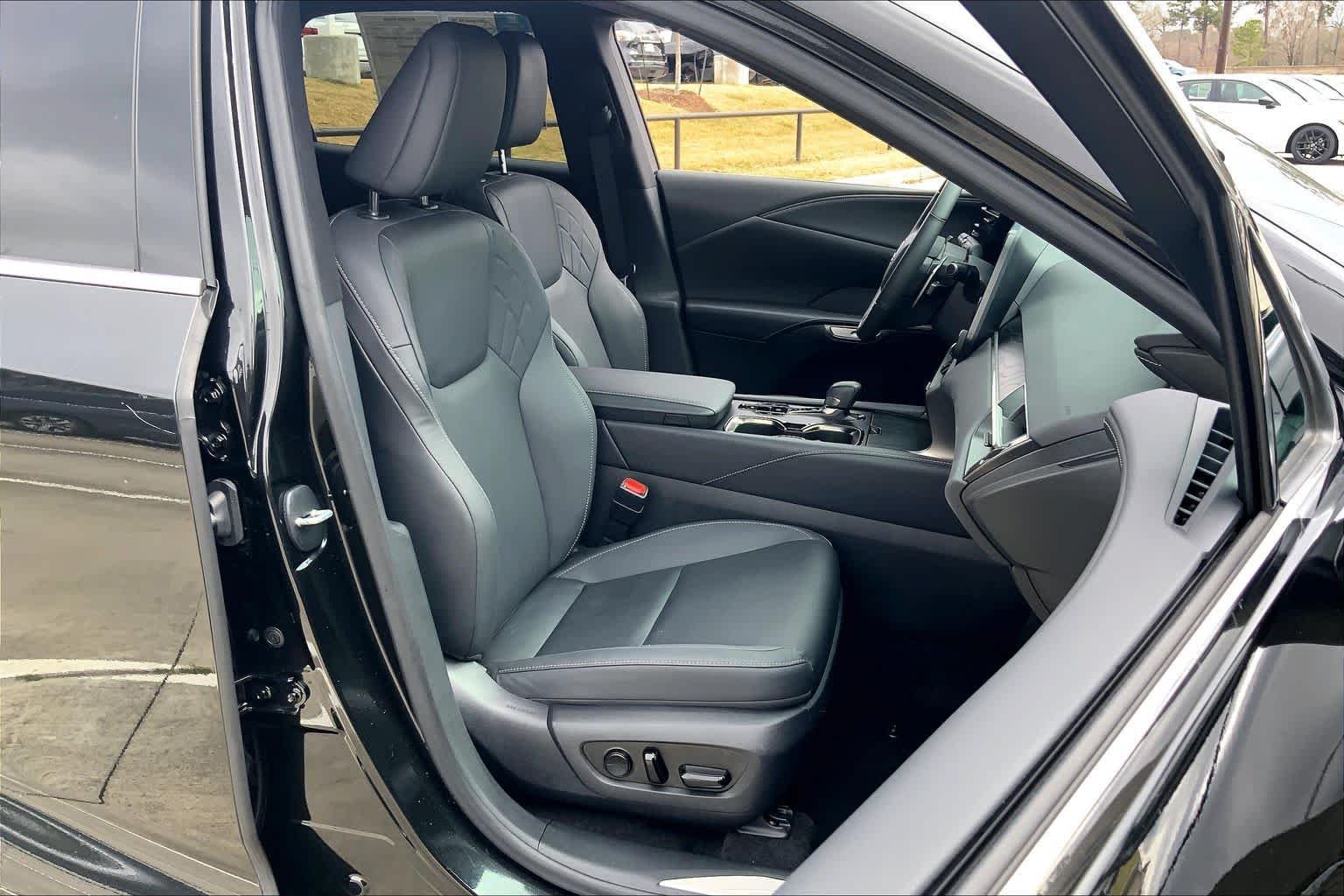 Used 2023 Caviar Lexus Premium image 9