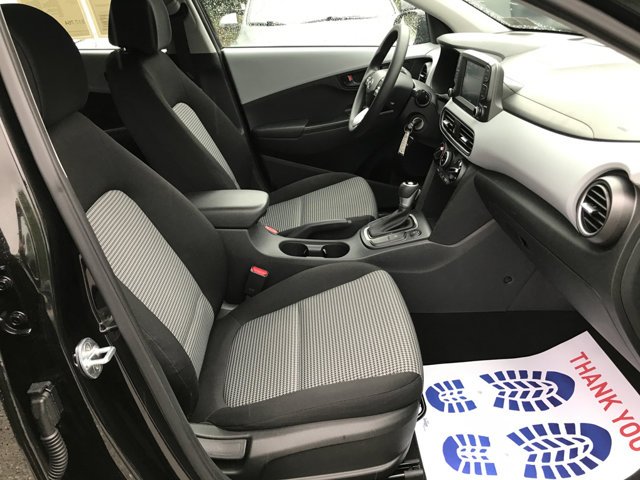 Used 2020 Ultra Black Hyundai SE image 24