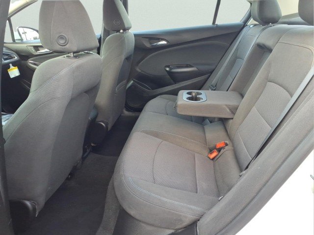 Used 2018 Summit White Chevrolet LT image 12