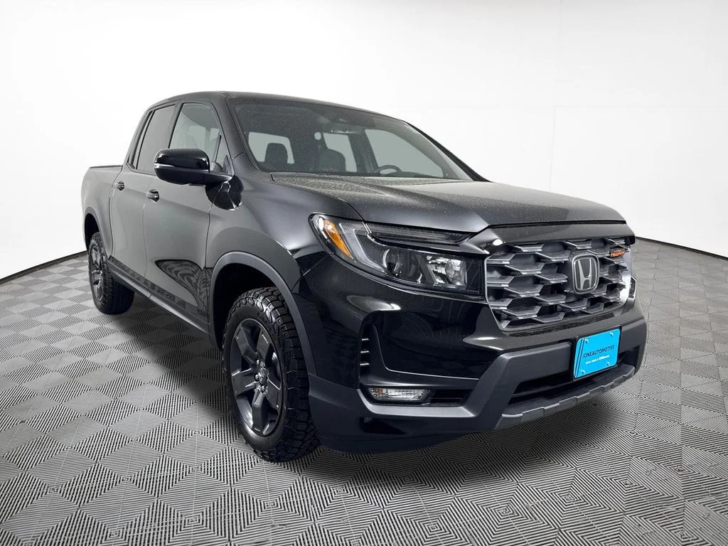 New 2026 Crystal Black Pearl Honda TrailSport image 4
