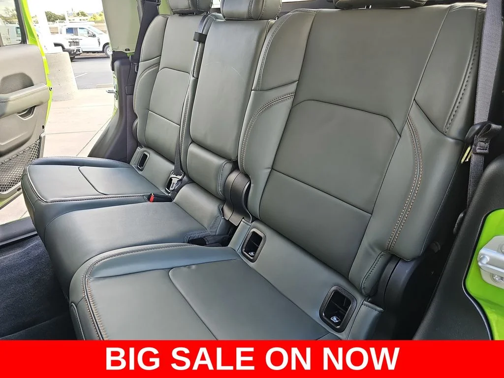 2025 Jeep Gladiator Mojave - Photo 13