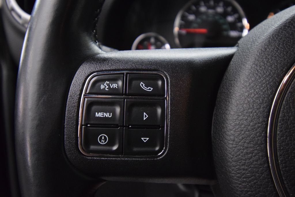Used 2013 Black Jeep Sahara image 27