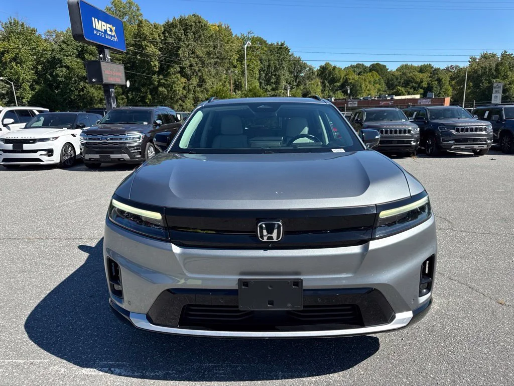 Used 2024 Gray Honda Elite image 9
