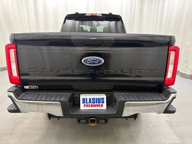 Used 2025 Black Ford XLT image 5