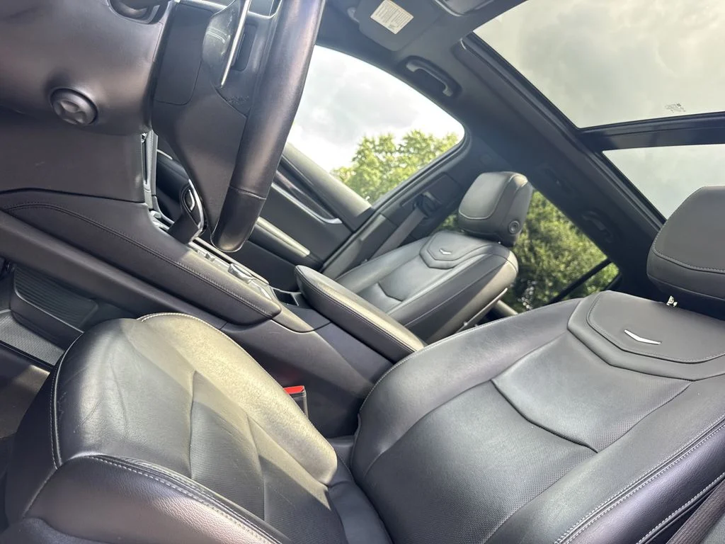 Used 2021 Green Cadillac Sport image 34