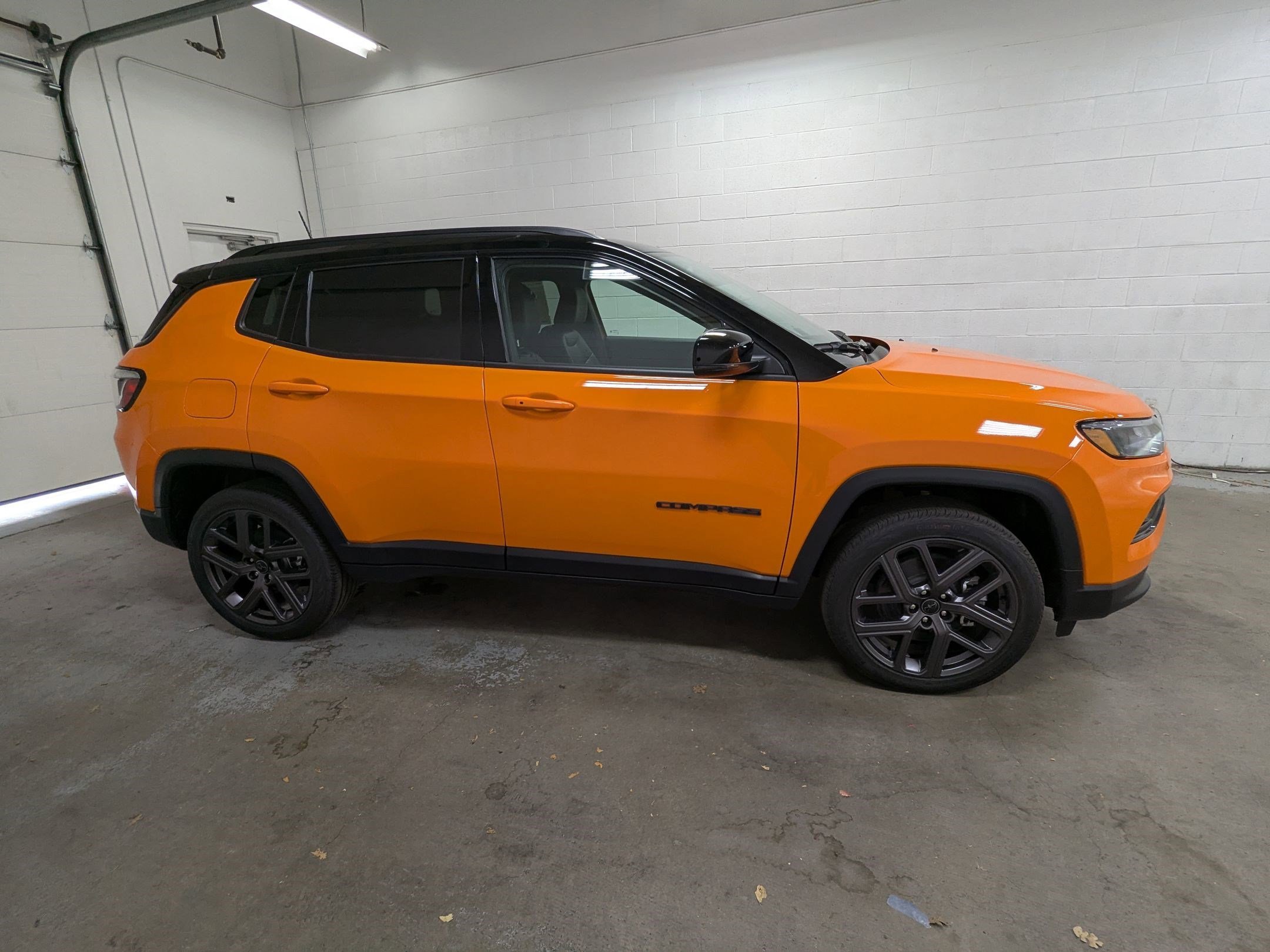 New 2026 Joose Exterior Paint Jeep Limited Altitude image 3