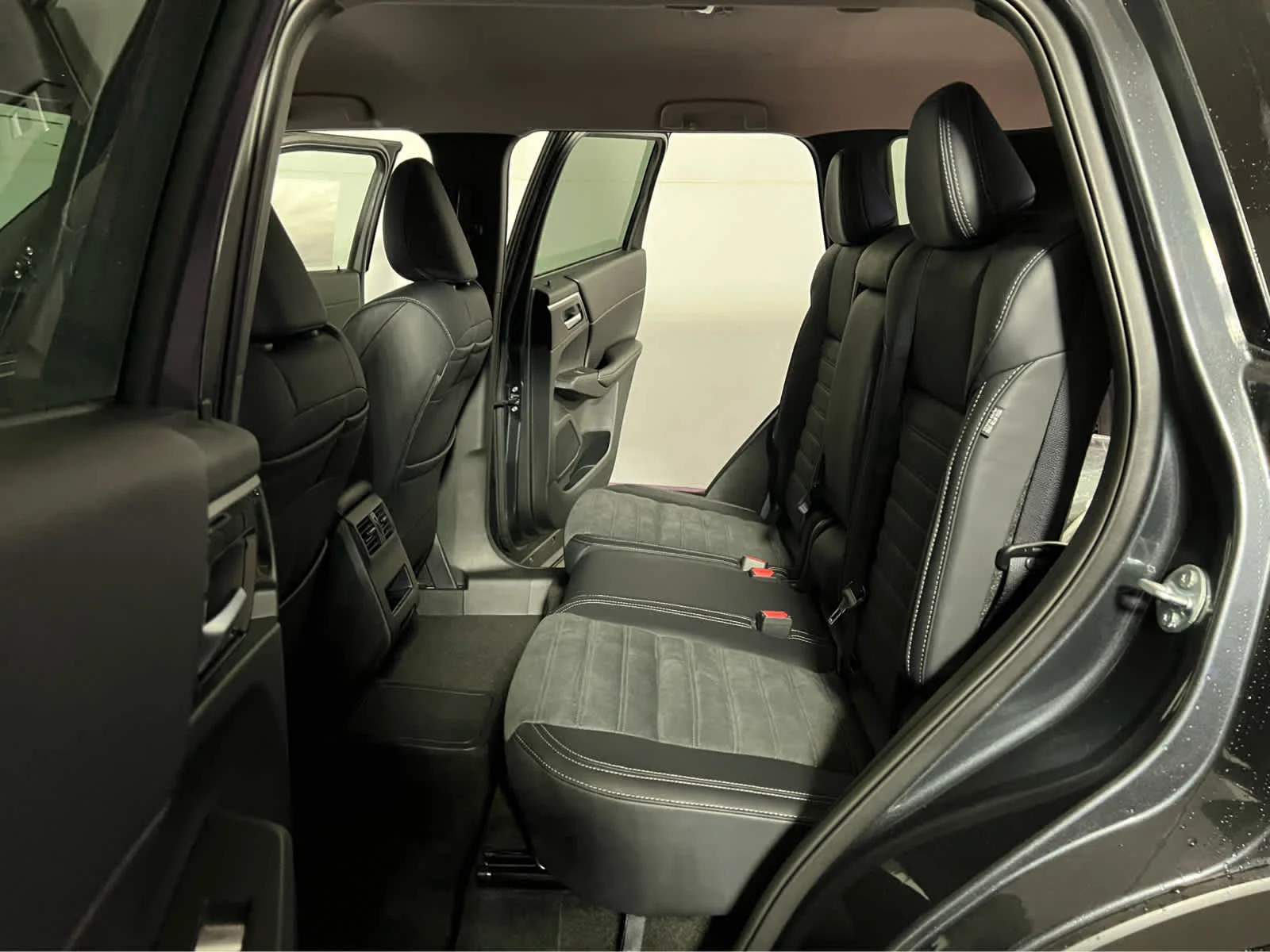 New 2026 Moonrock Gray Nissan SL image 14
