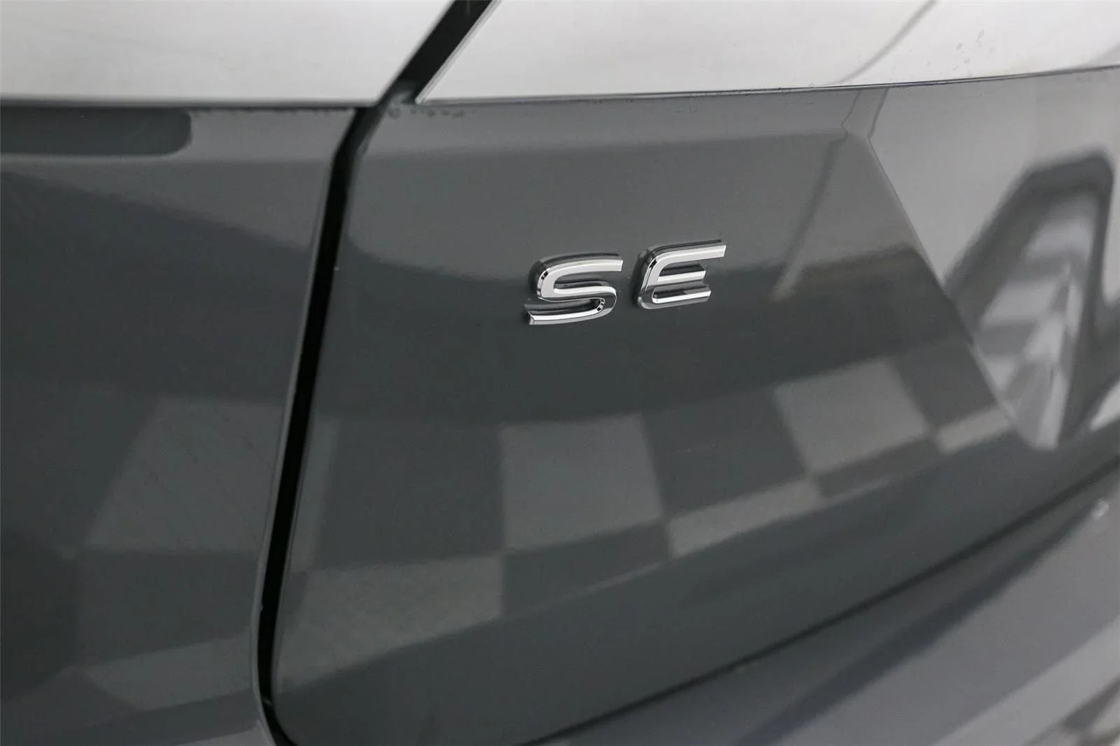 New 2026 Pure Gray Volkswagen 2.0T SE w/Technology image 10