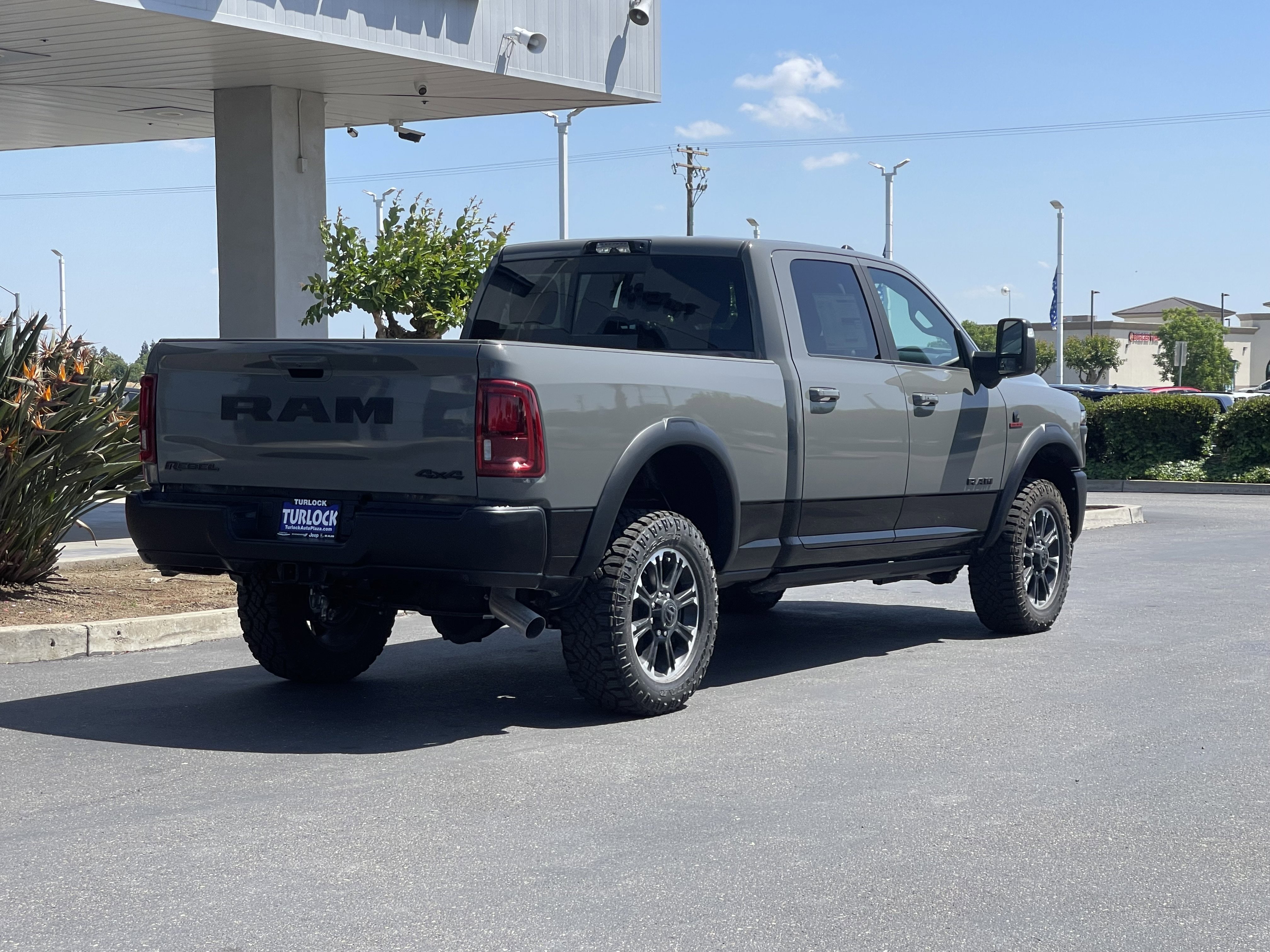 New 2026 Ceramic Gray Clear-Coat Exterior Paint RAM Rebel image 9
