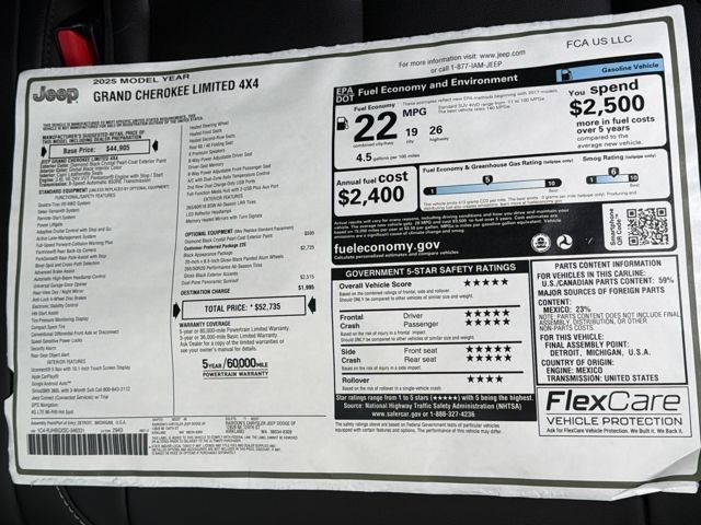 New 2025 Diamond Black Crystal Pearl-Coat Exterior Paint Jeep Limited image 19