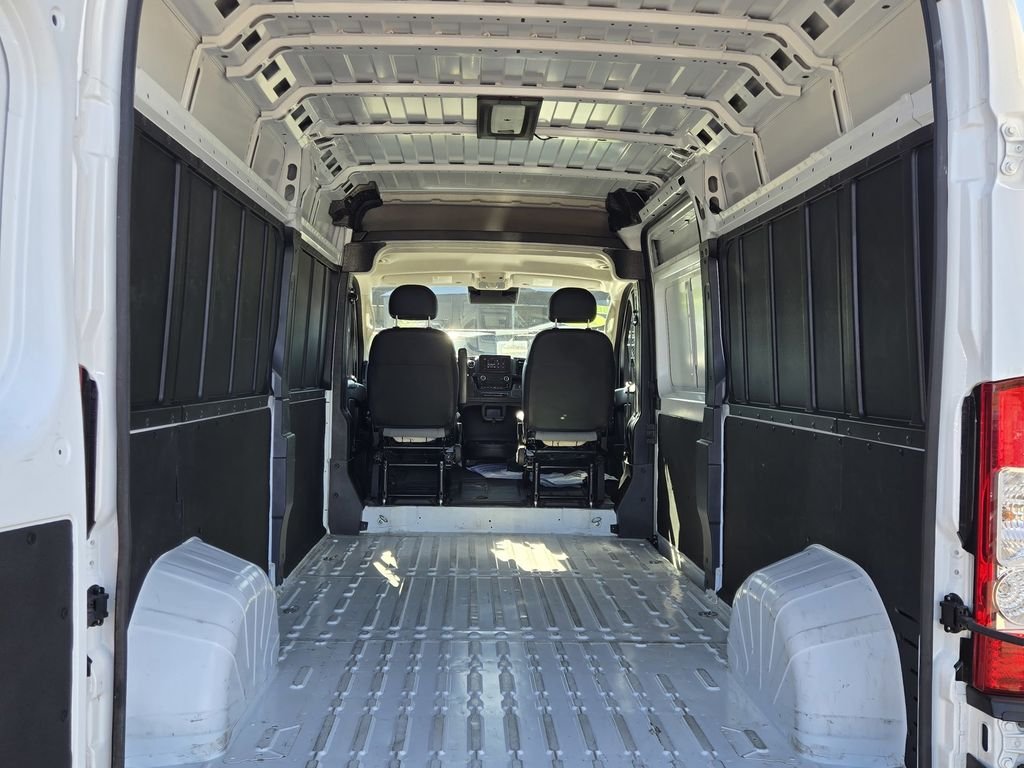 Used 2025 Bright White Clearcoat Ram Tradesman image 9