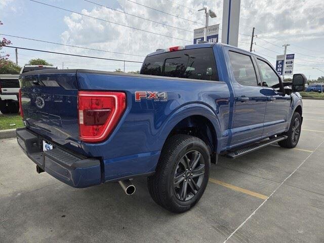 Used 2023 Atlas Blue Metallic Ford XLT image 5