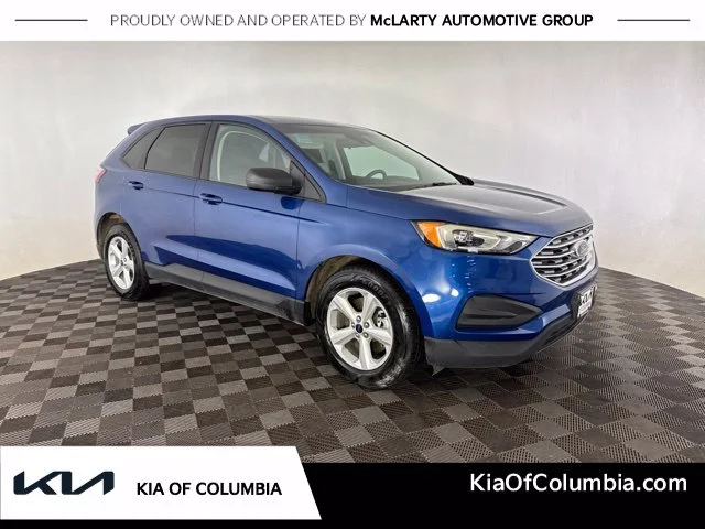 Used 2020 Blue Ford SE image 1
