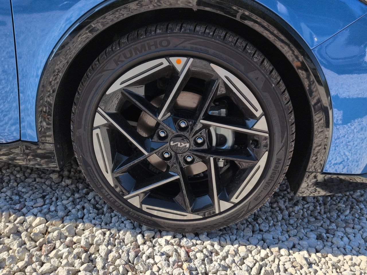 New 2026 Wave Blue Kia GT-Line image 11