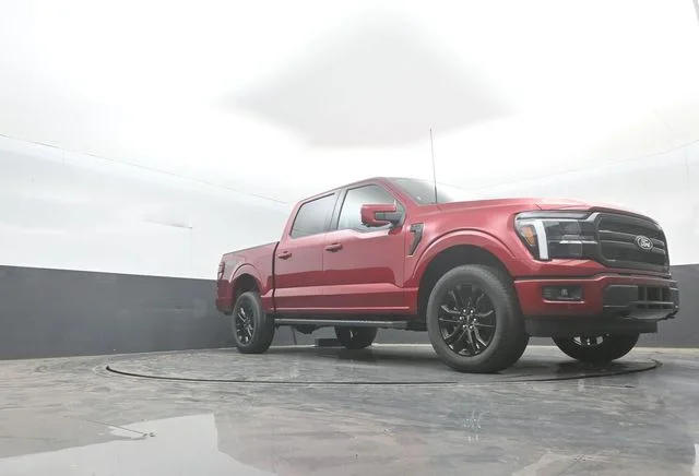 New 2026 Ruby Red Metallic Tinted Clearcoat Ford Lariat® image 24