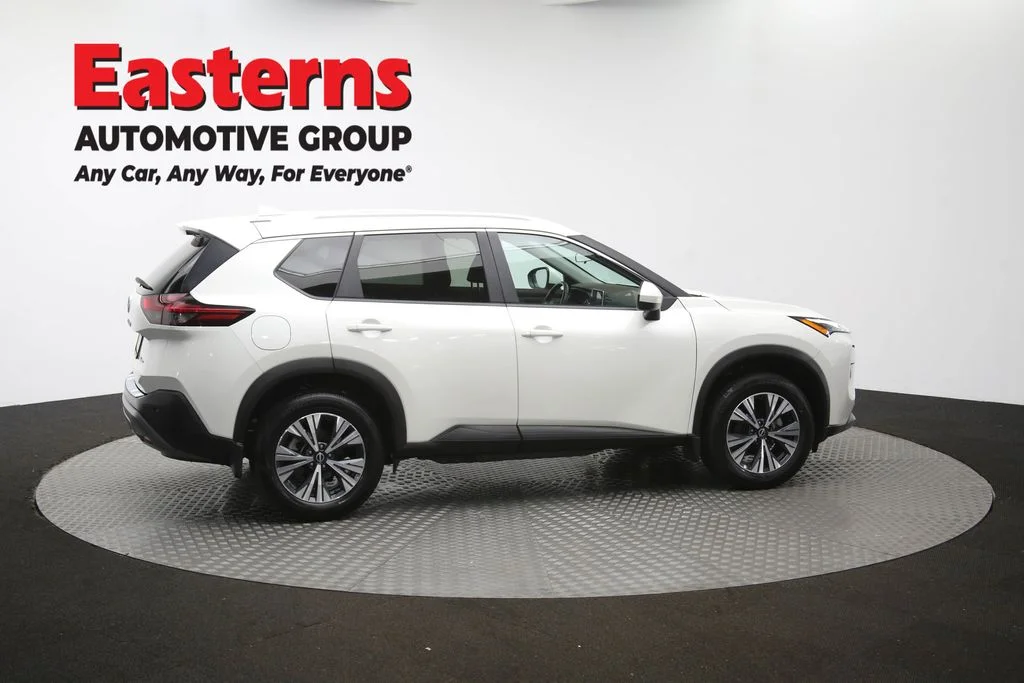 Used 2023 White Nissan SV image 44
