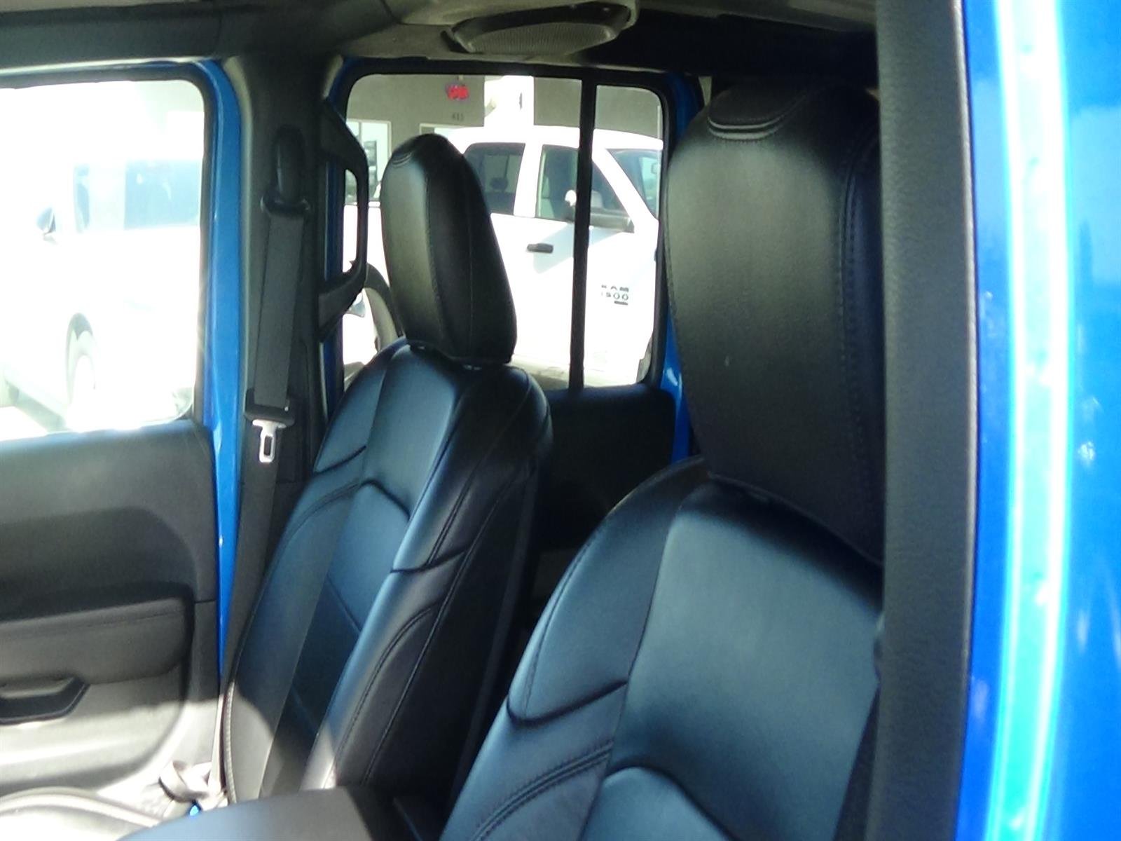 Certified Used 2021 Hydro Blue Pearl Coat (pbj) Jeep Sahara Altitude image 16
