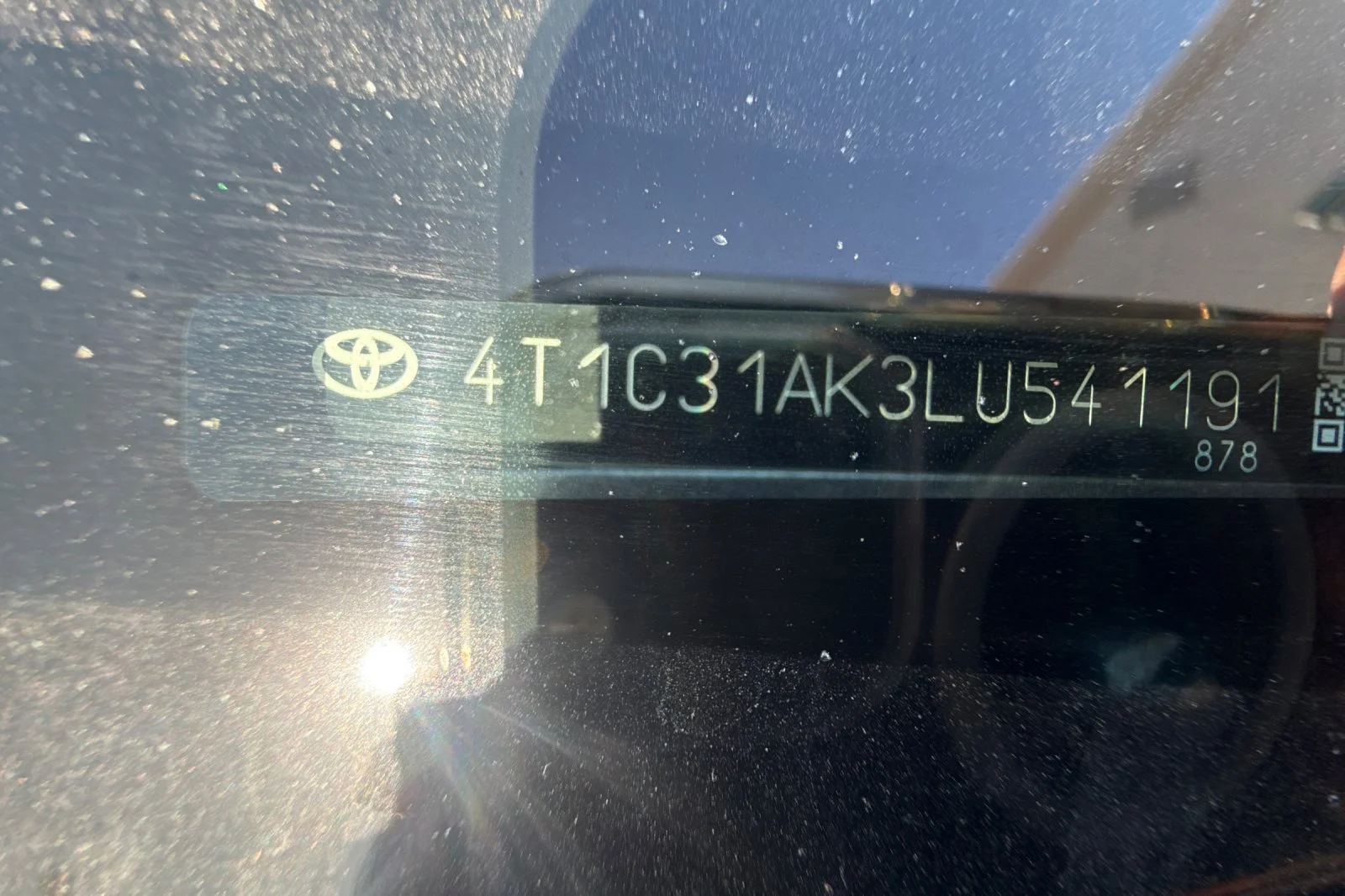Used 2020 Gray Toyota LE image 3