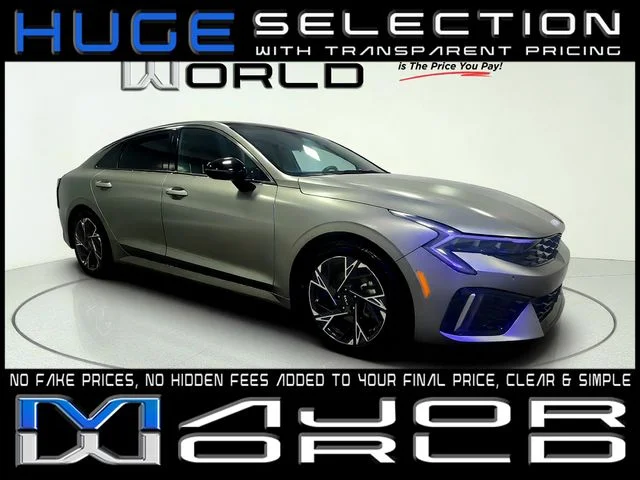 2025 Kia Optima GT-Line AWD's photo