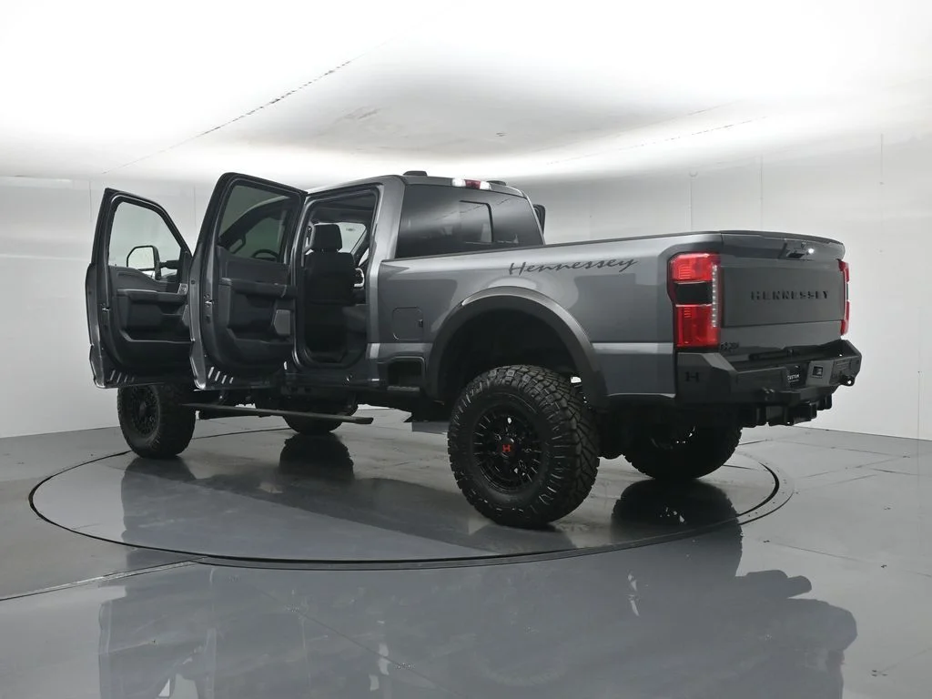 New 2026 Carbonized Gray Metallic Ford Lariat image 38