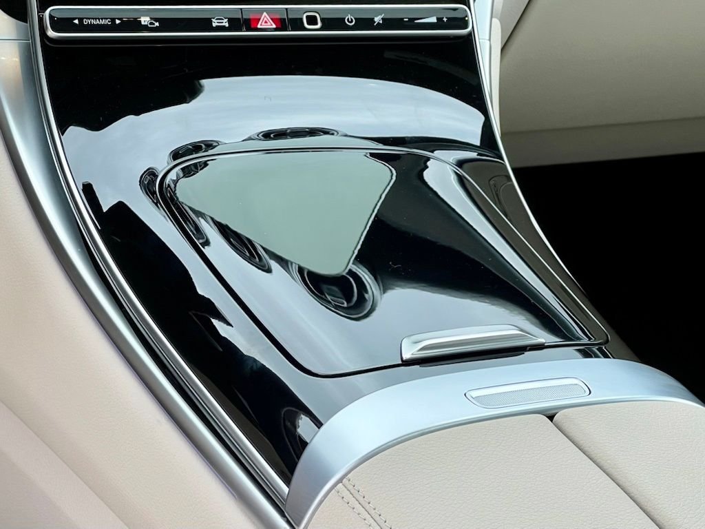 Certified Used 2023  Mercedes-Benz GLC 300 image 30
