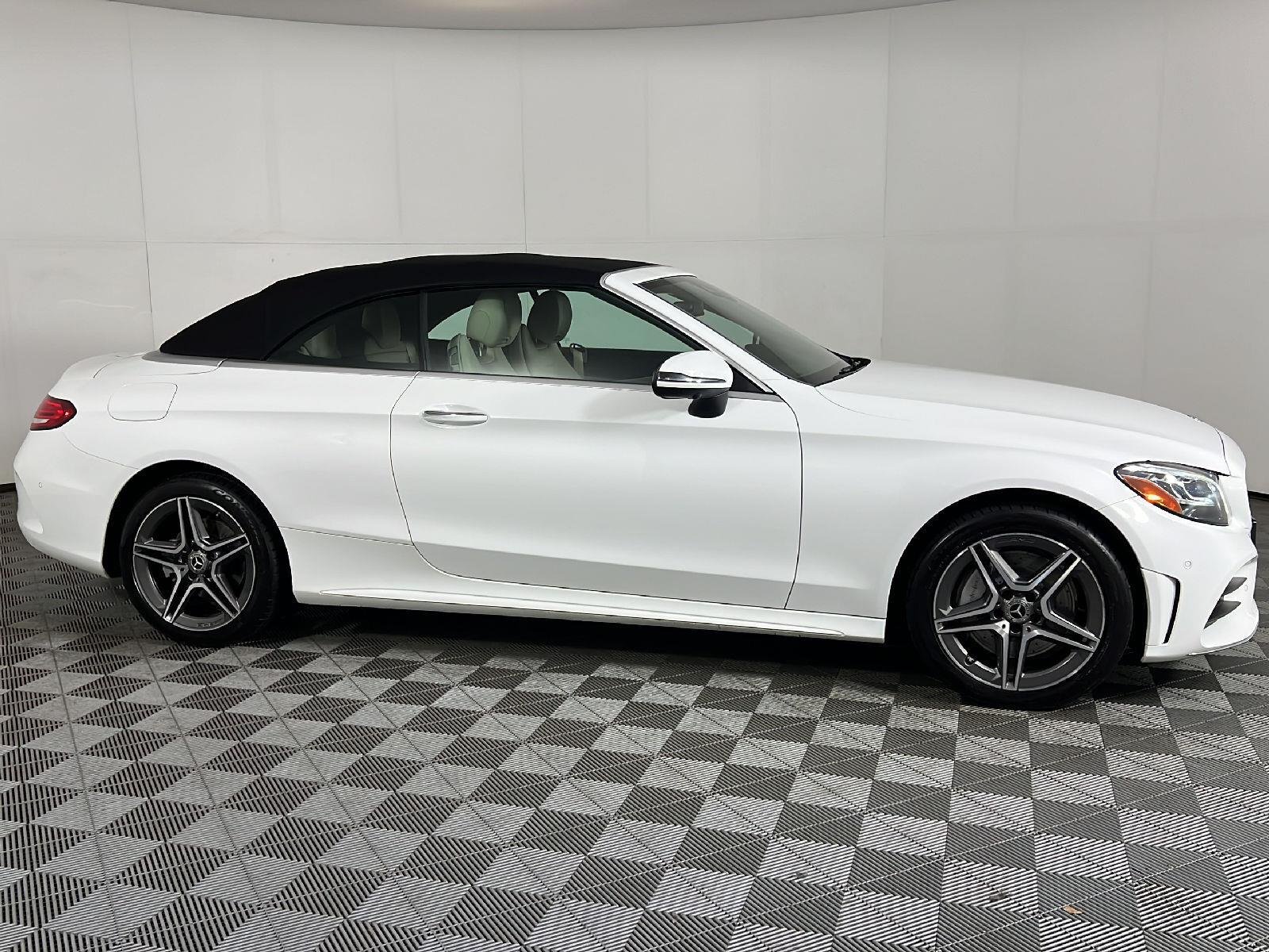 Used 2020 Polar White Mercedes-Benz C 300 image 3