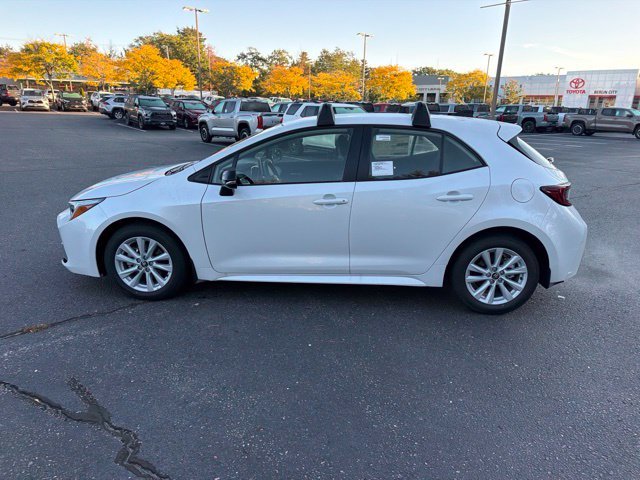 New 2027 Pearl Toyota SE image 9