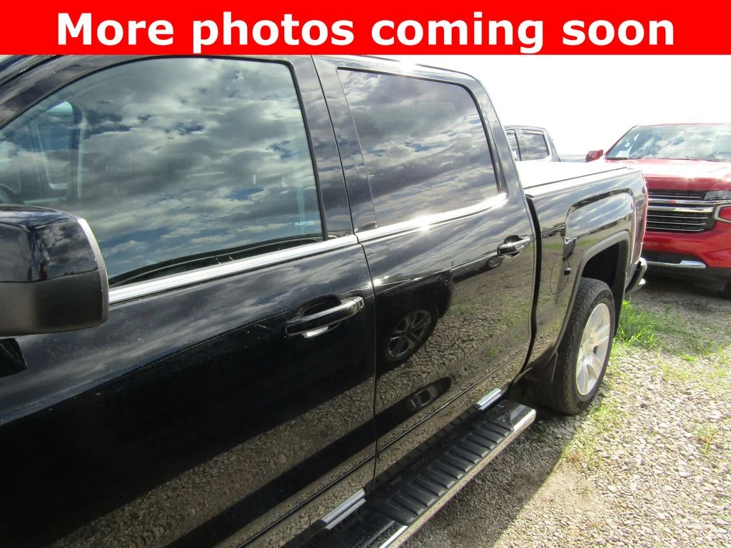 Used 2015 Onyx Black GMC SLE image 2
