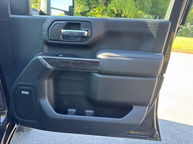 Used 2020 Brown Chevrolet LTZ image 9