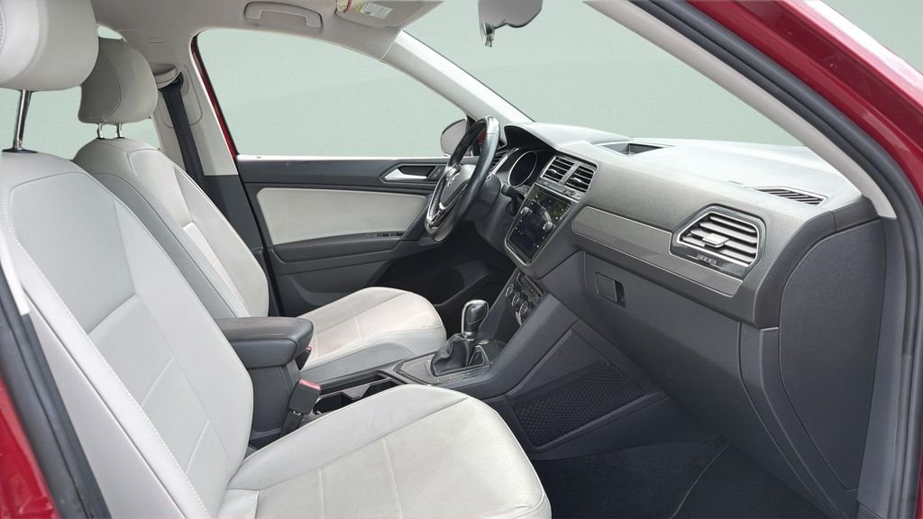 Used 2019 Red Volkswagen 2.0T SE image 30