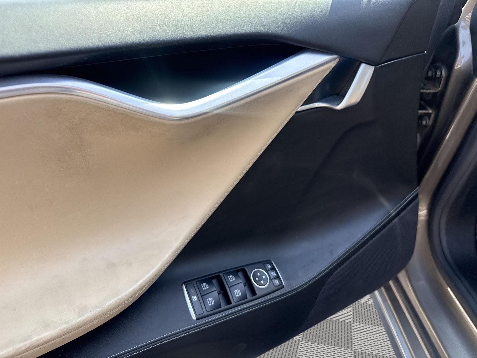 Used 2016 Titanium Metallic Tesla 90D image 16