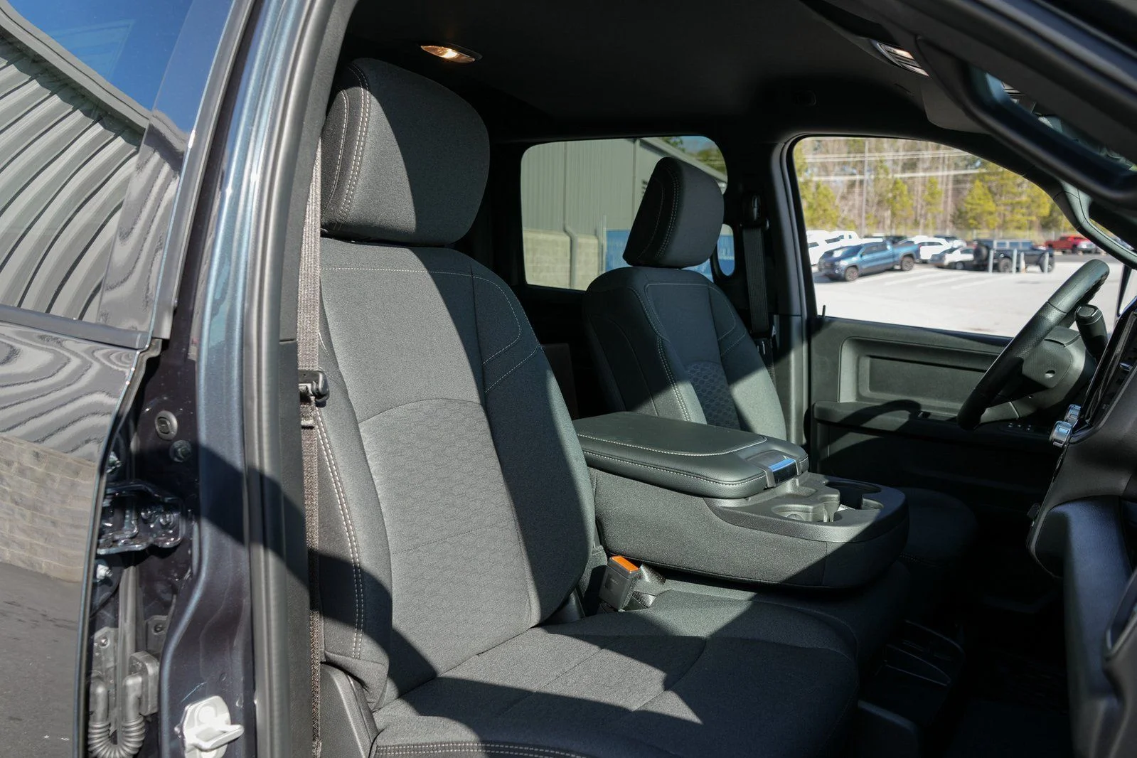 New 2026 Forged Blue Metallic Exterior Paint RAM Tradesman image 22