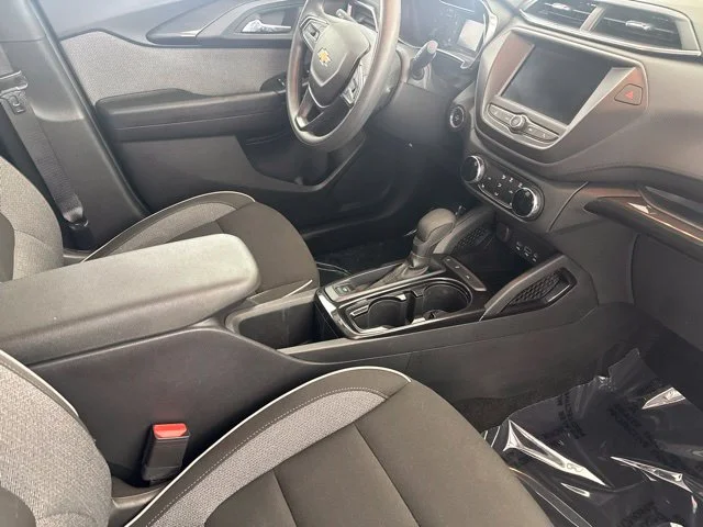 Used 2023 White Chevrolet LT image 21