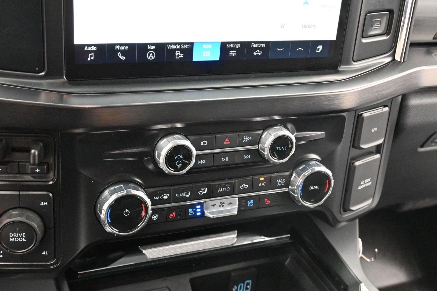 Used 2025 White Ford XL image 19
